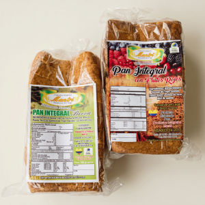 Pan tajado con frutos rojos - El Manantial del Trigo
