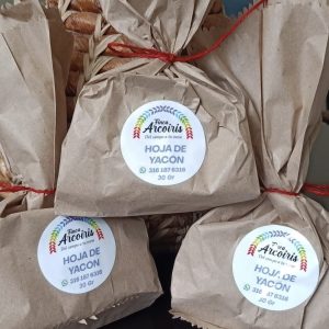 Hojas de Yacón 30 (g) - Finca Arcoíris (Hortalizas)