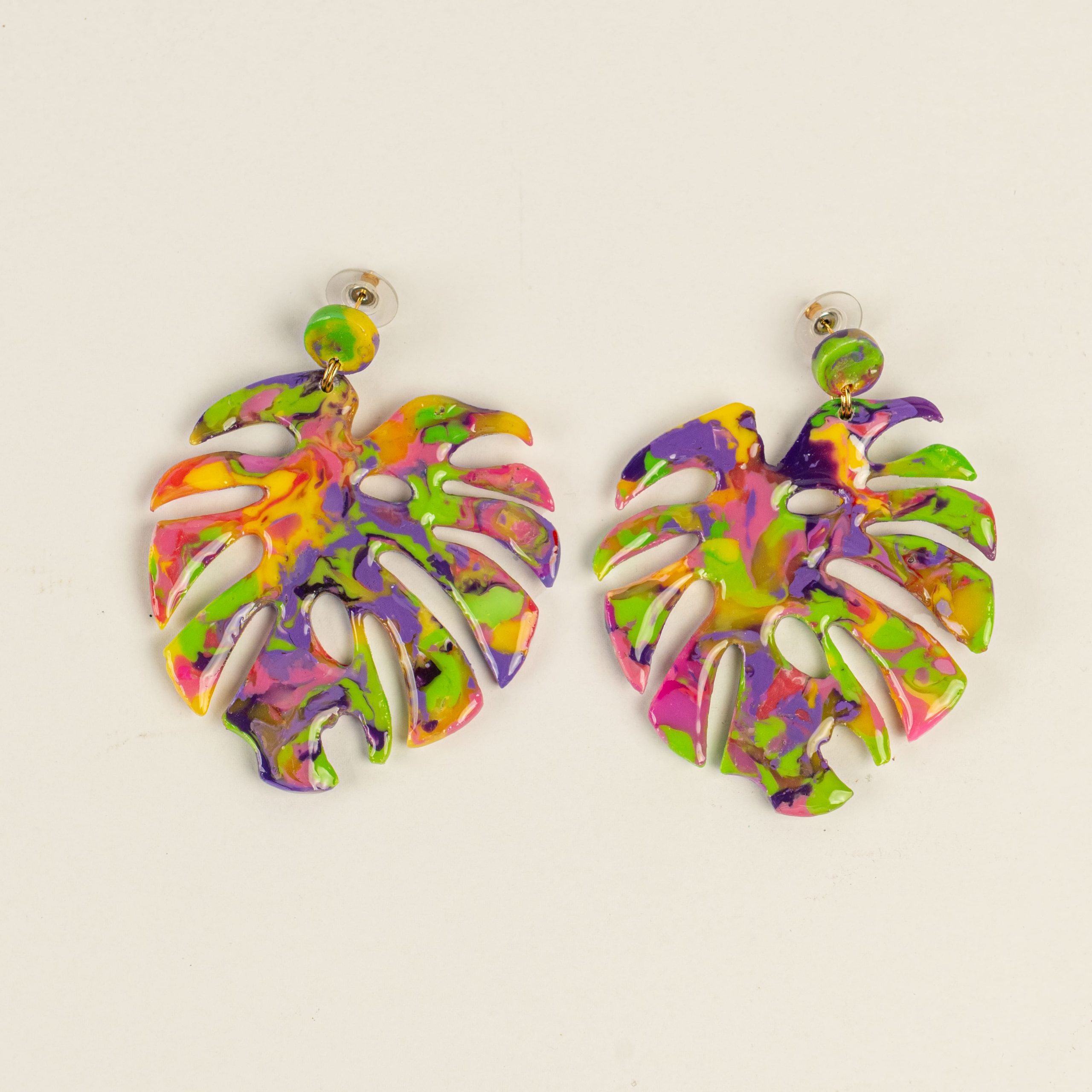 Maxi Aretes Hoja Monstera 8,5*6,5 (cm) - ARLE ALTA BISUTERÍA SOSTENIBLE - Imagen 3